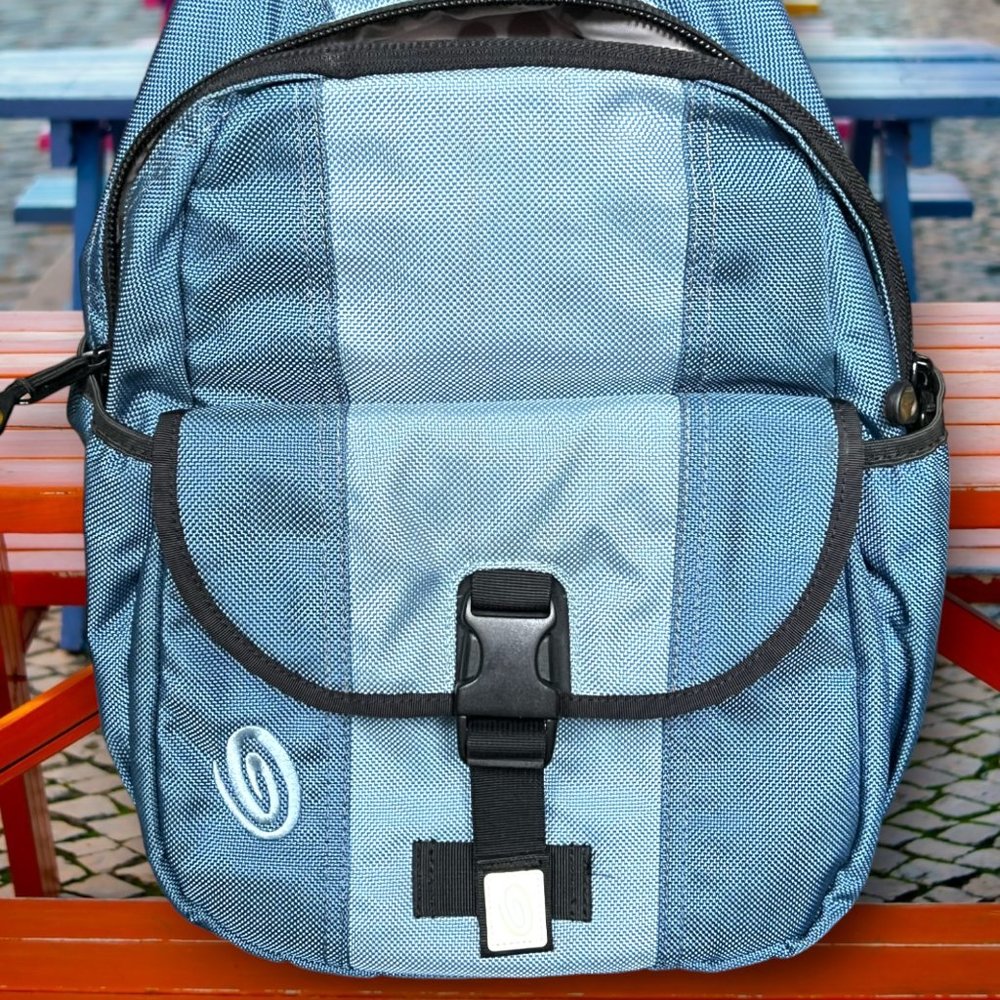 Never used: Timbuk2 women's day pack in blue
